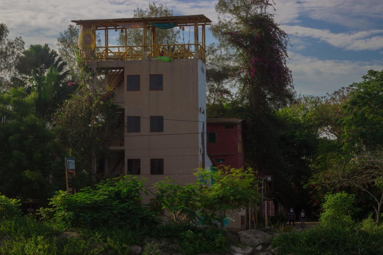 Hostal Moai Montañita المظهر الخارجي الصورة