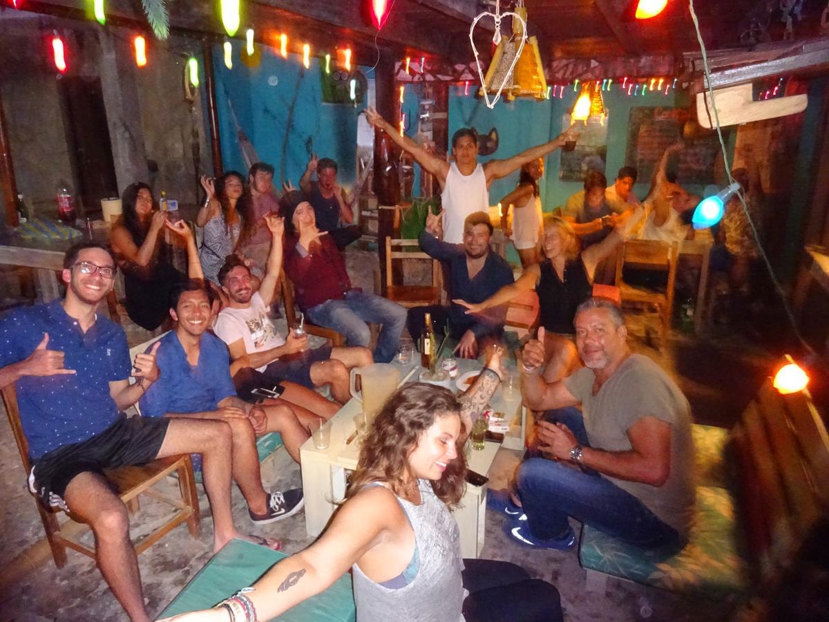 Hostal Moai Montañita المظهر الخارجي الصورة
